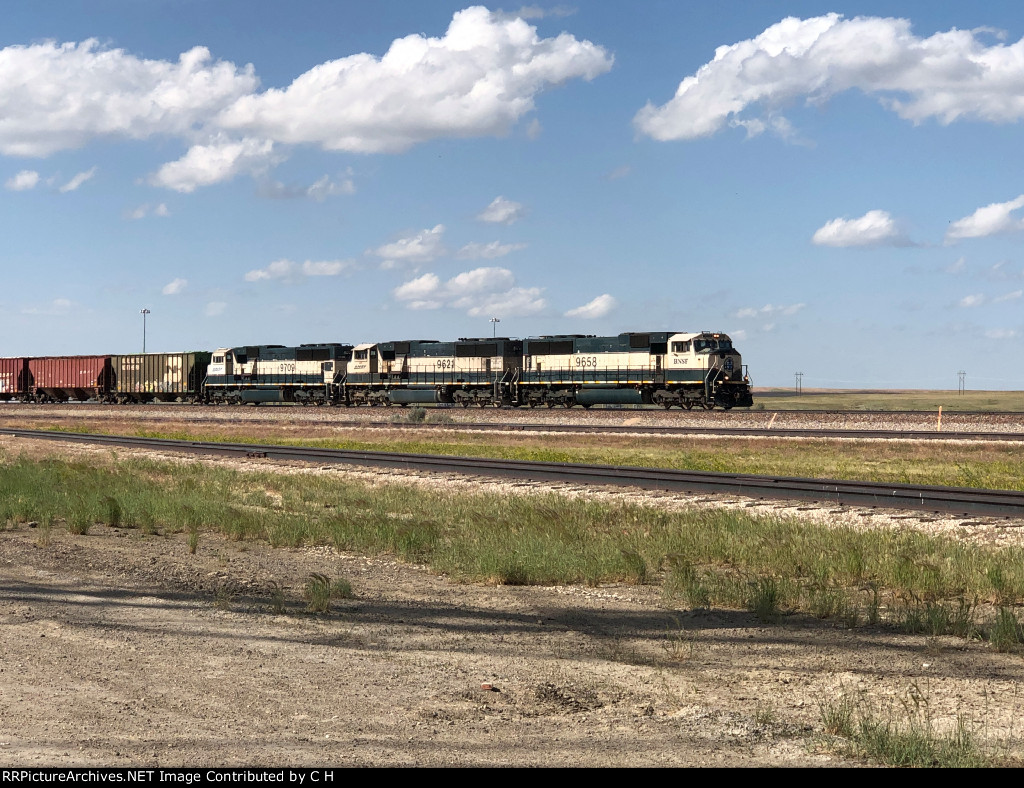 BNSF 9658/9621/9709